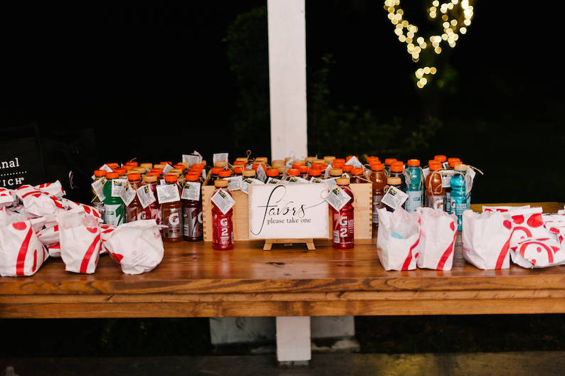 creative wedding favors