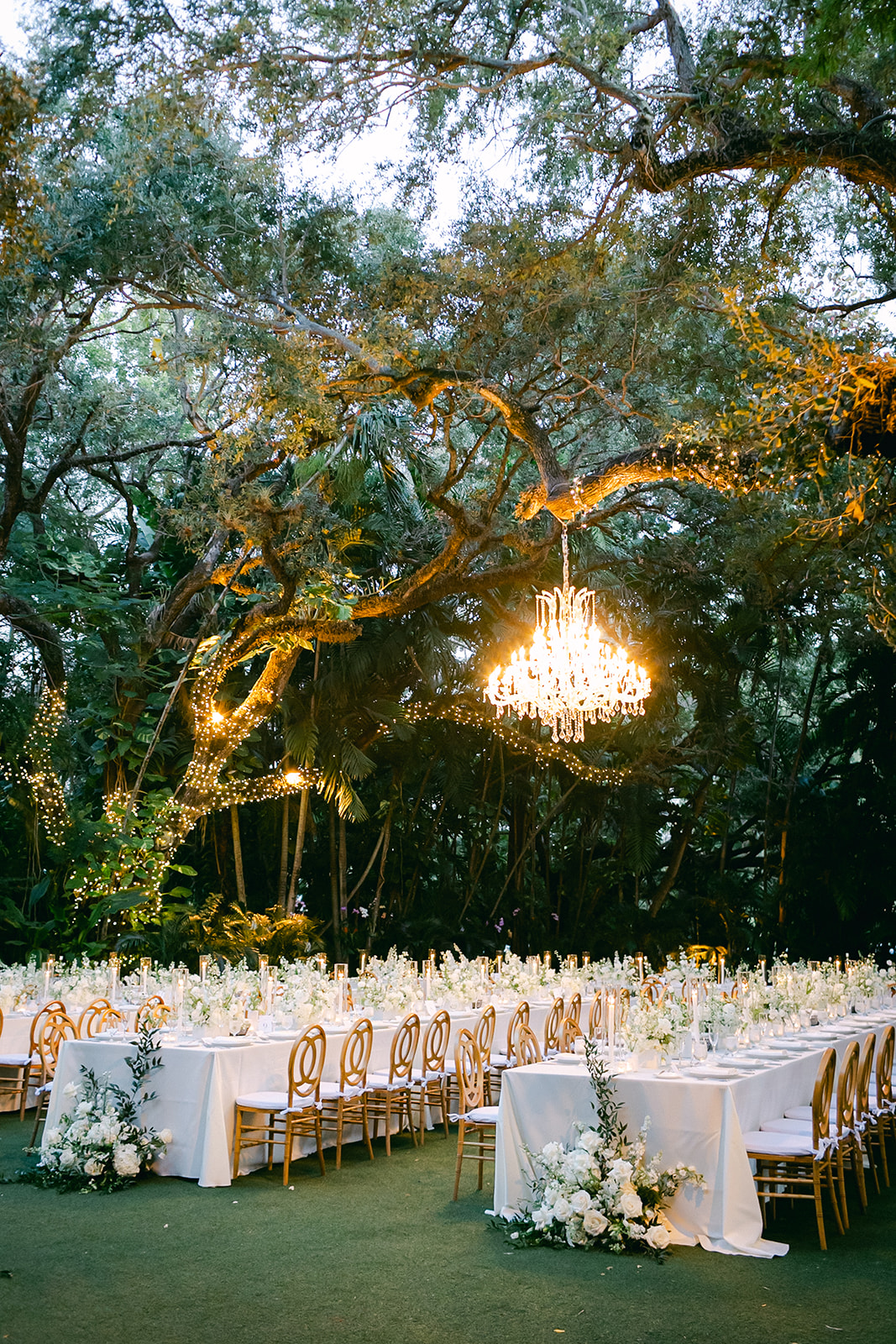 Emily + Ari Villa Woodbine